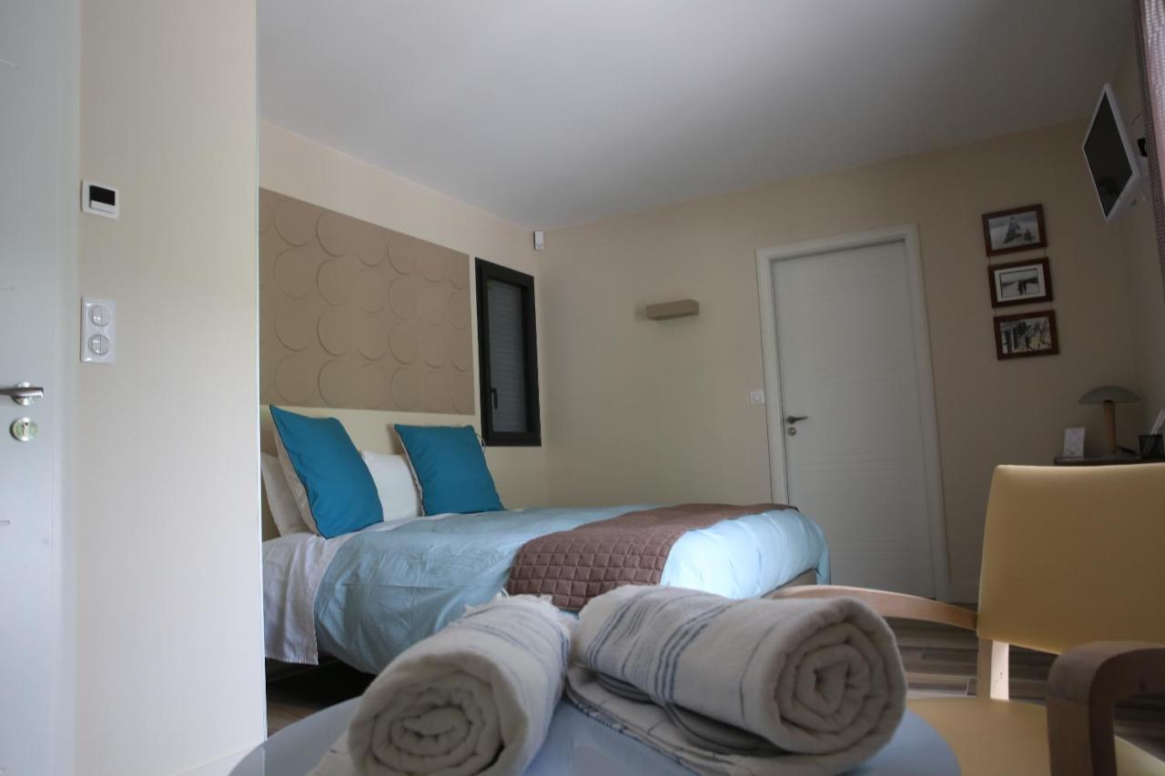 Maison Cube Saint-Didier-au-Mont-d'Or ภายนอก รูปภาพ