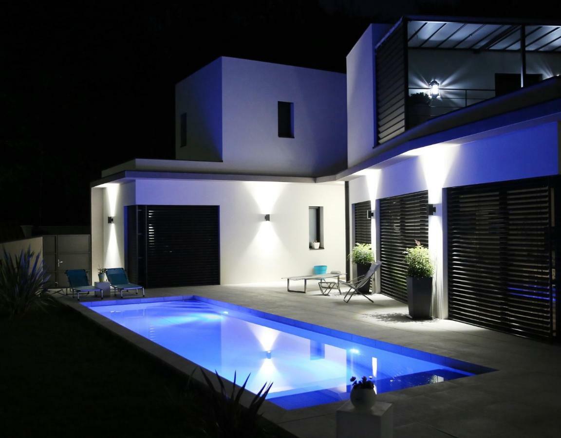 Maison Cube Saint-Didier-au-Mont-d'Or ภายนอก รูปภาพ