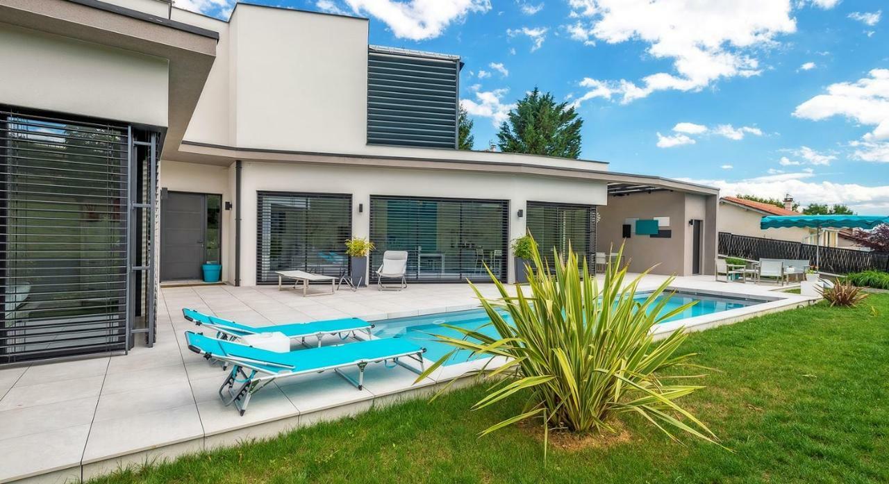 Maison Cube Saint-Didier-au-Mont-d'Or ภายนอก รูปภาพ